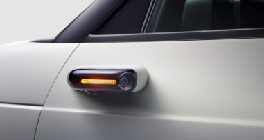 Novo carro elétrico da Honda substitui espelhos retrovisores por câmeras no painel