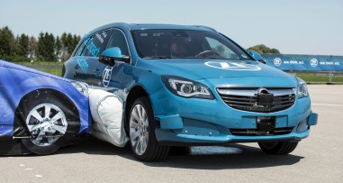A ZF lança o primeiro sistema externo de airbags pré-colisão do mundo
