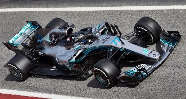 Oficina de repintura da equipa da Mercedes-AMG Petronas Motorsport