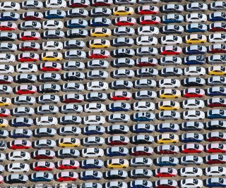 Vendas de carros ligeiros de passageiros em Portugal em queda livre